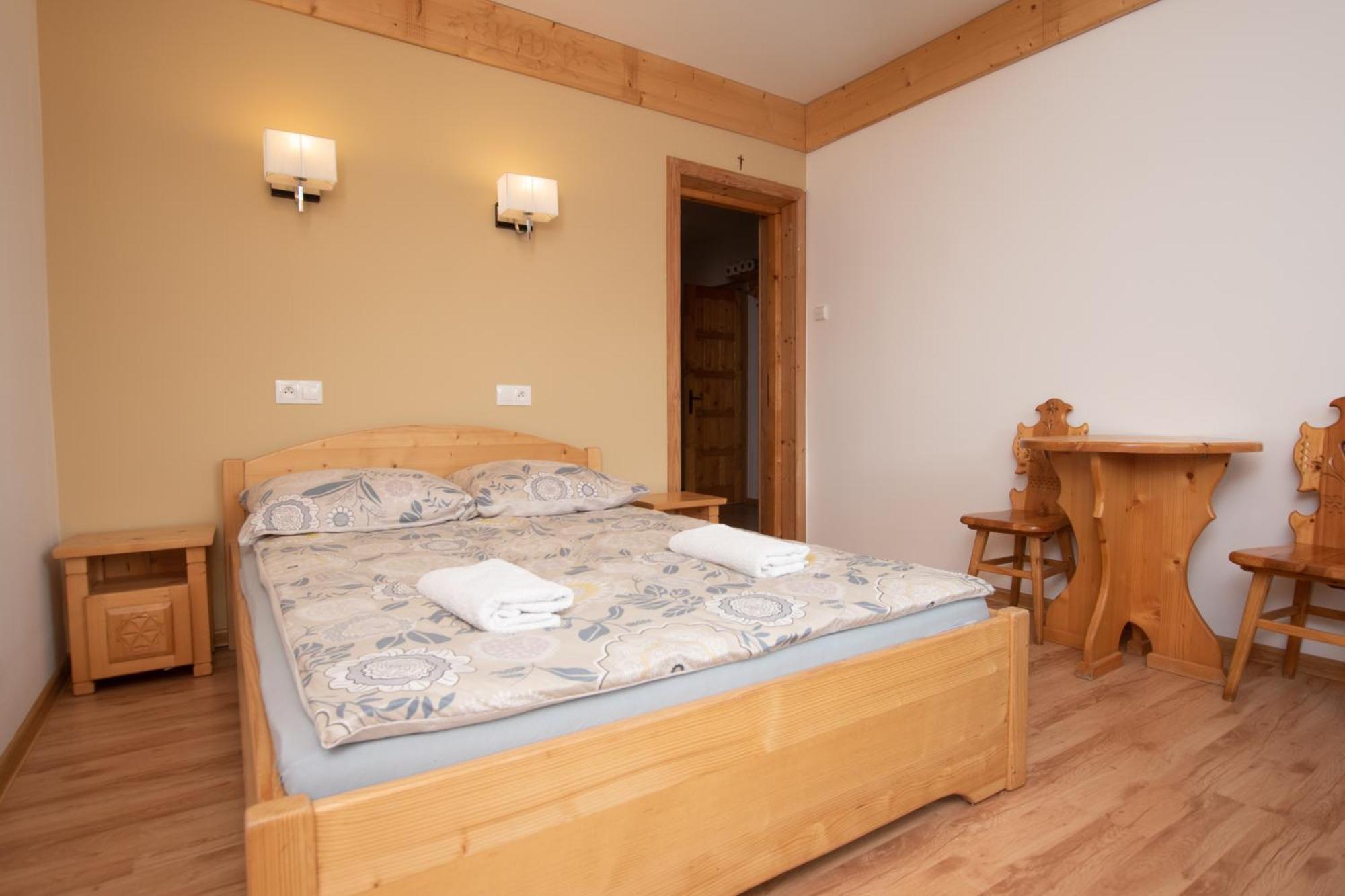 Hotel Pod Hawraniem à Jurgów Extérieur photo