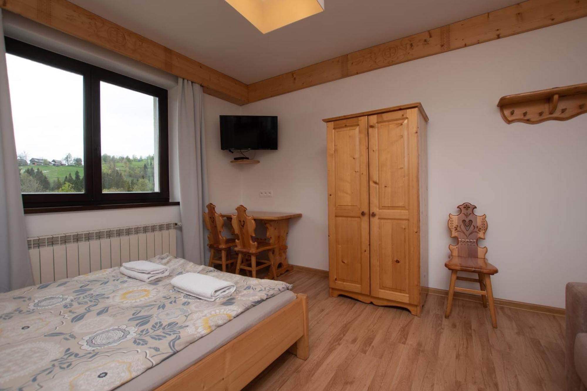 Hotel Pod Hawraniem à Jurgów Extérieur photo